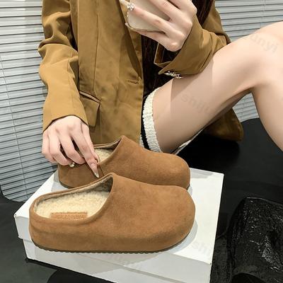 Winter Women's Fashion Slippers 2026 New High-quality Suede Platform Casual Shoes Outdoor Round Toe Clogs Retro Plush Slippers