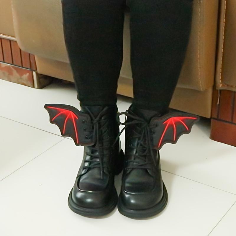 1 Pair Black And Red Bat Shoe Wings Embroidery Diy Charm Decoration For Sneaker Clothing Shoelaces Punk Halloween Gift Accessory