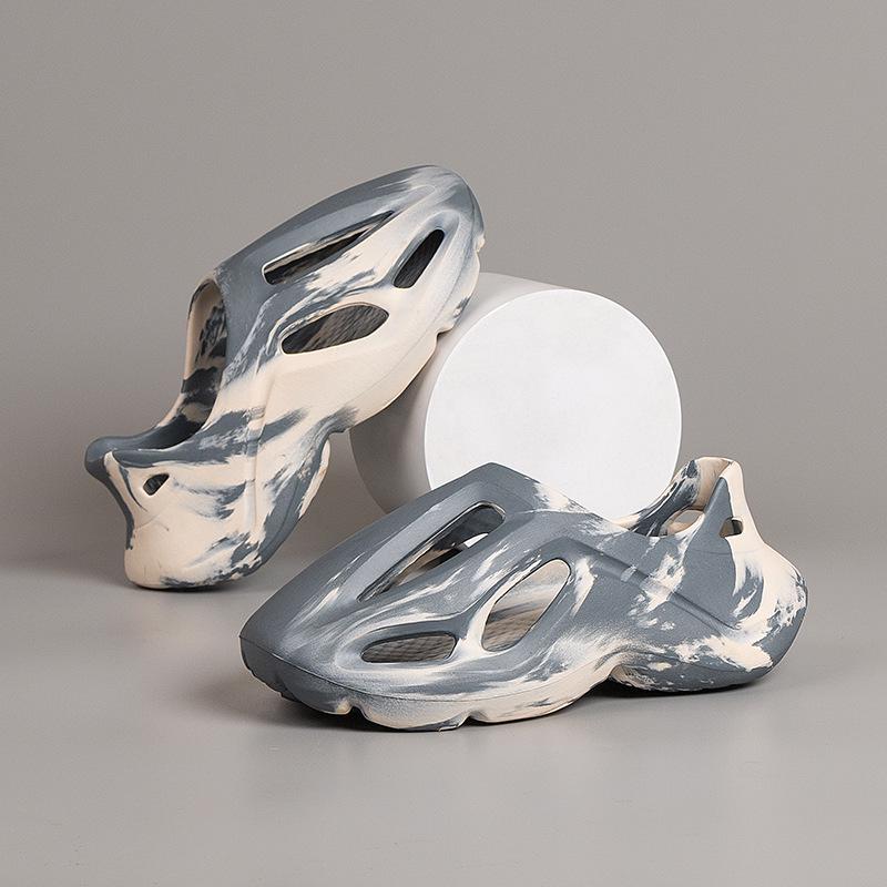 2025 Men's EVA Soft Sole Sandals: Closed Toe, Summer Beach Style, Comfy Fit