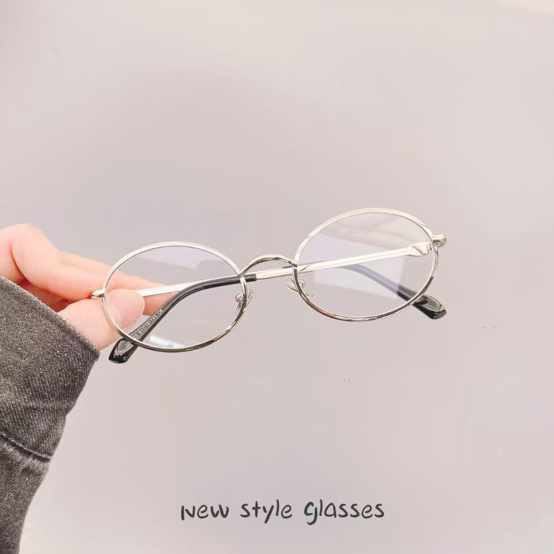 

Hong Kong Style Women Sunglasses Oval Shape UV400 Protection High Quality Party Glasses for Men and Women