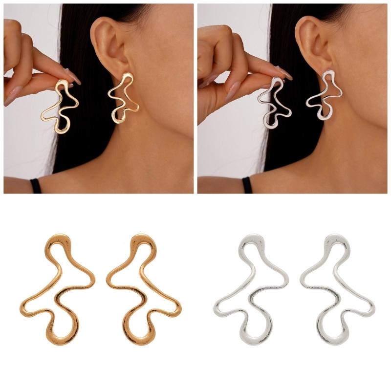 Elegant Geometric Hollow Earrings Accessory Unique Ear Studs Lightweight Gold/Silver Color Women Fashion Ear Studs Charm