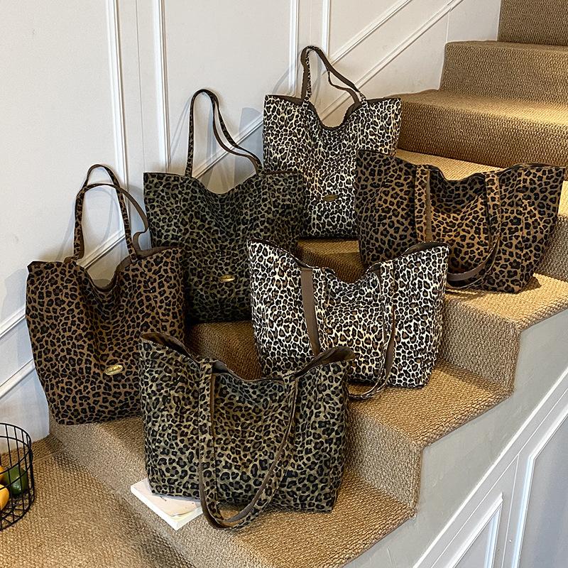 Korean Style Niche Leopard Print Canvas Bag for Women Spring Summer New Casual Lazy Style Single Shoulder Bag Large Capacity Com
