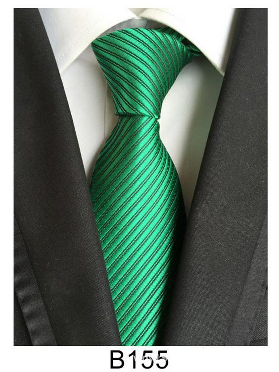 Cravate homme en soie et polyester faite main – Décontractée, formelle ou professionnelle