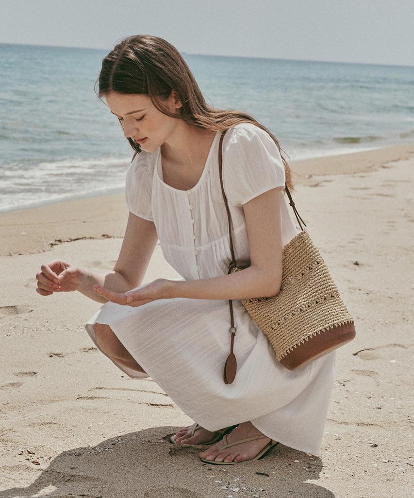 Ostkaka Corba Shoulder Beige