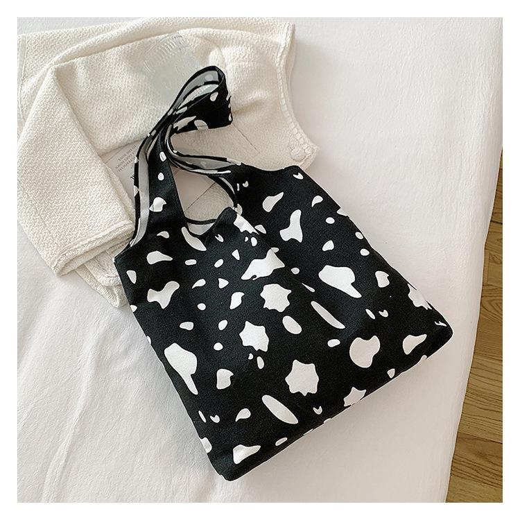 

2025 новый класс студенческая сумка на плечо под мышку повседневная модная портативная сумка-тоут большой вместимости сумка на плечо B2937