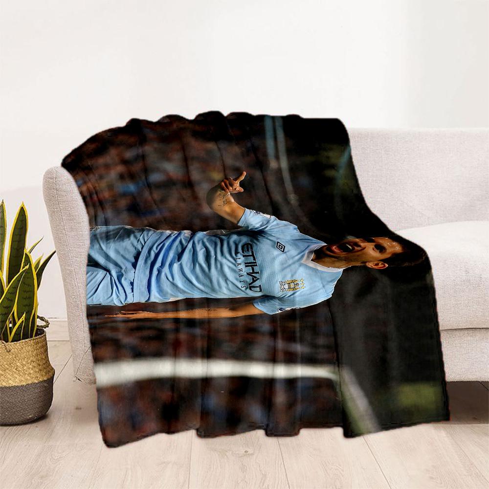 Dynamic Soccer Player Artwork Blanket Durable Comfort Perfect for Bedding Office Chair Livingroom for All Seasons Digital Print