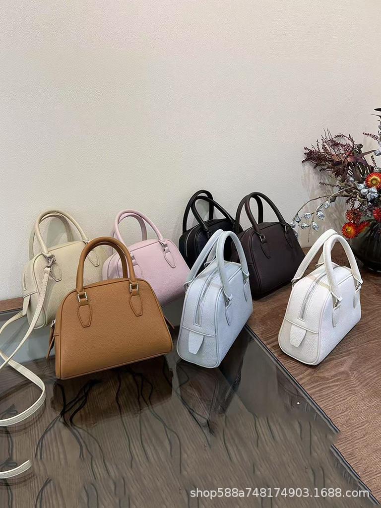 Wykwintna Damska Skórzana Torba Boston Bowling z Licowej Skóry Litchi - Wysokiej Klasy Torebka Crossbody i w Kształcie Poduszki