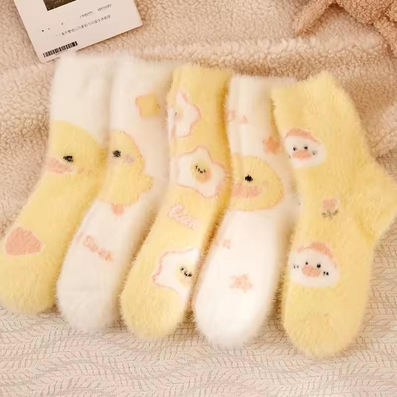 Small Yellow Duck Socks Women's Mid-Calf Autumn Winter Cute Kawaii Fluffy Mink Velvet Home Floor Coral Velvet Sleeping Socks