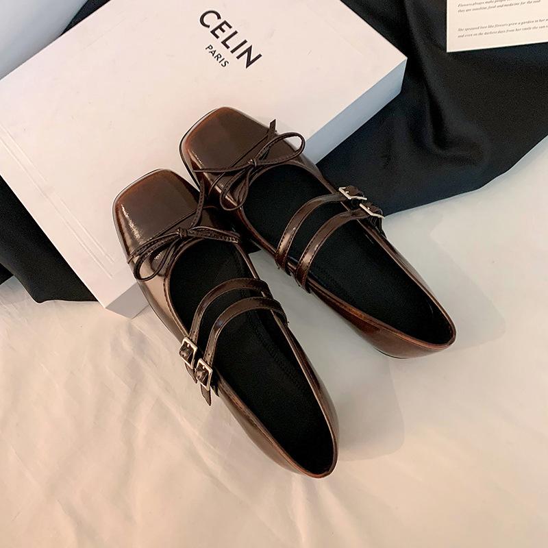 

French flat bottom one-word buckle with square head Mary Jane shoes women s shoes spring 2025 new cowhide ballet shoes 40 темно-коричневого