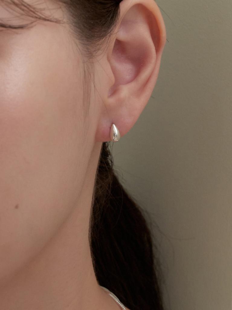 Primaute Water Drop Earrings