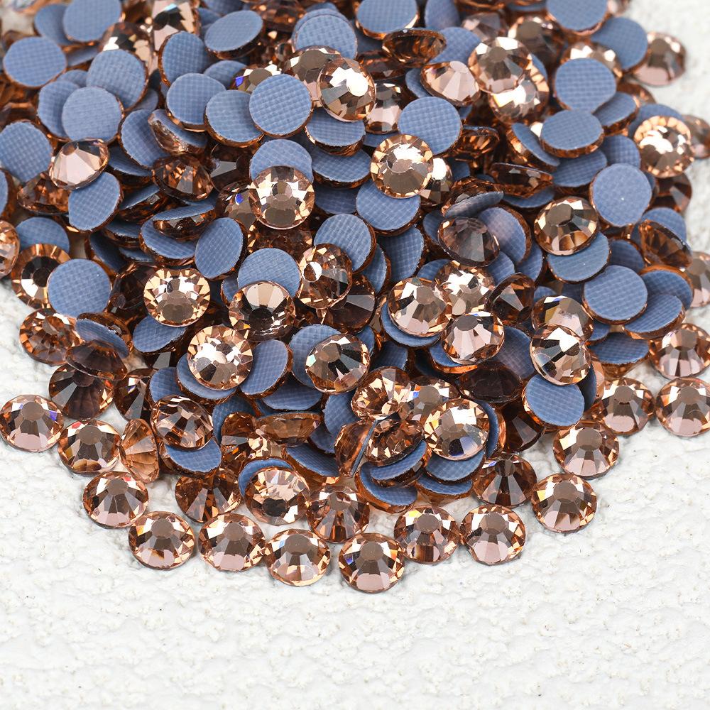 Weichen, Bază din Plastic de Înaltă Calitate Leave-In Diamante Colorate, Diamante pentru Manichiură, Autocolante Rotunde din Cristal pentru Bricolaj, Accesorii Bijuterii cu Diamante