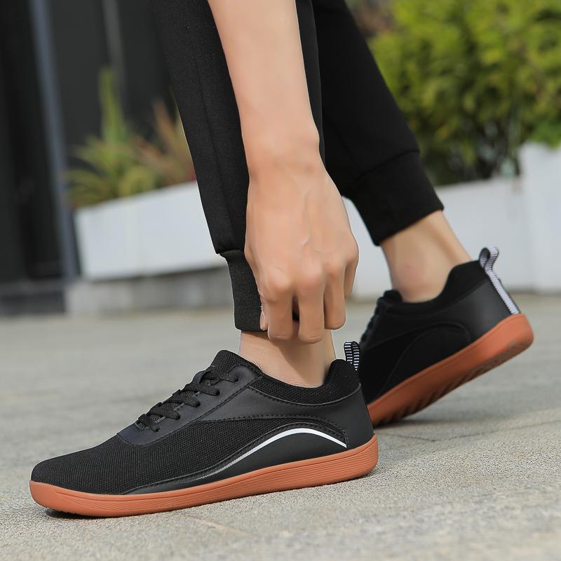 Men's Casual Sneakers Wide-head Mesh Sports Shoes