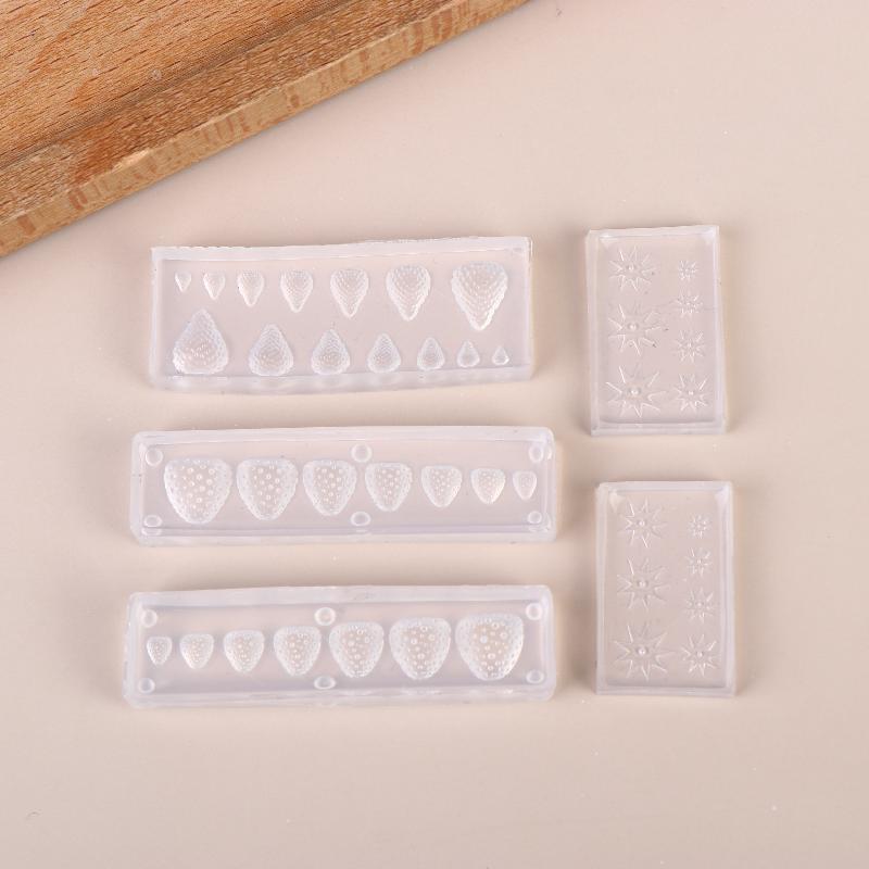 Multi-Size Mini Three-Dimensional Strawberry Silicone Mold Resin Clay Mold Diy Doll House Mini Strawberry Making Tool