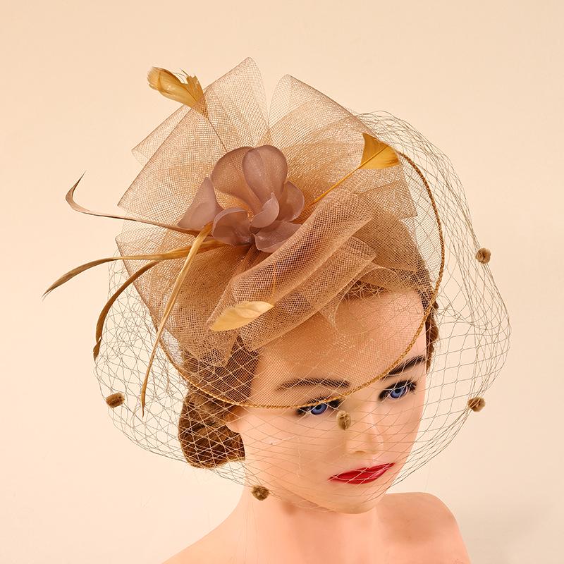 Fascinator de Malla con Plumas Retro Británico para Novias, Derby, Bailes de Noche y Eventos Elegantes