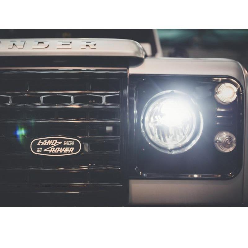 Land Rover Defender 15 Hood & Grille Emblem