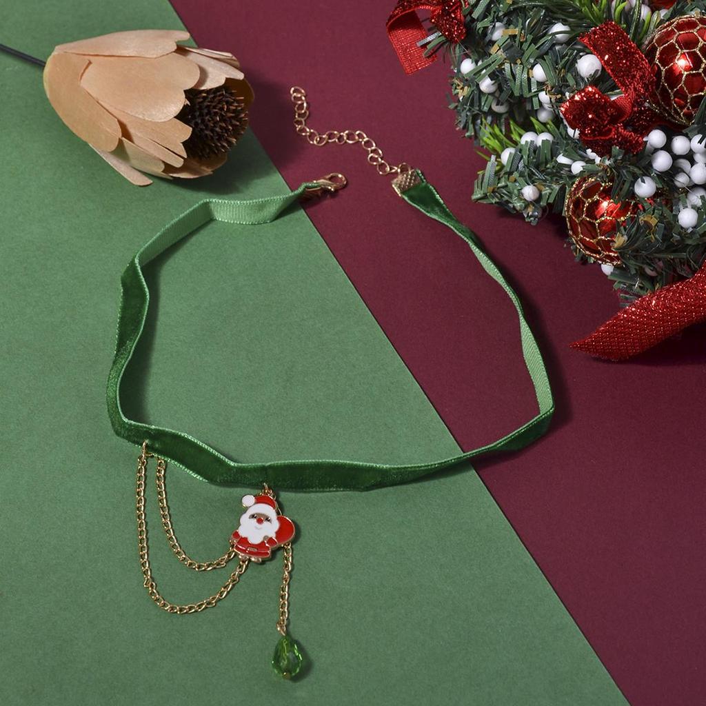 European-American Minimalist Christmas Necklace with Red Velvet Santa Gloves Pendant