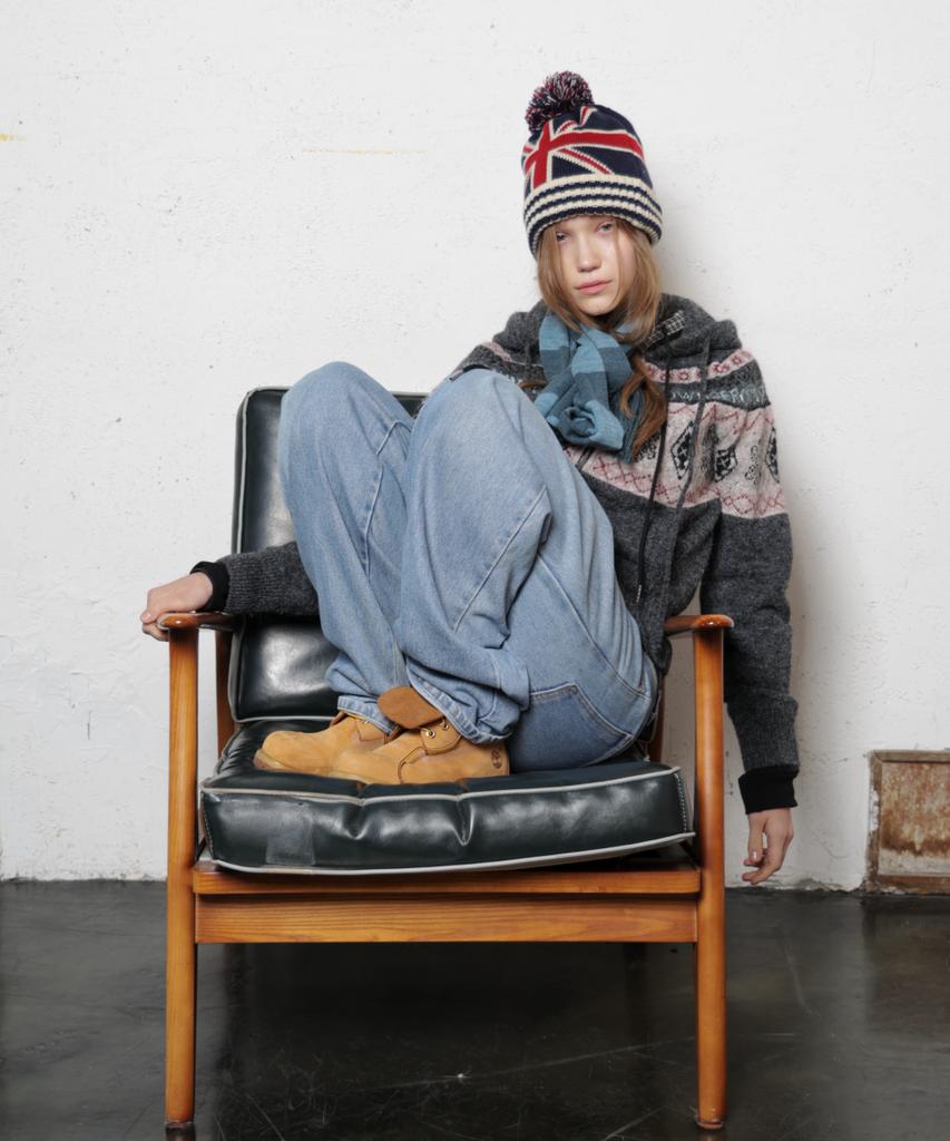 OWNSER Hazelnut Nordic Knit Zip-Up Hoodie (Charcoal)
