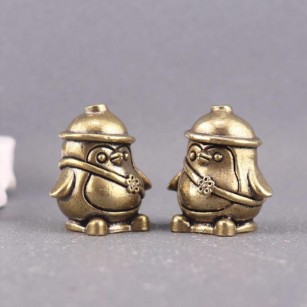 Pure Brass Penguin Ornament - Cute Mini Figurine for Home, Tea Pet, Desk, Living Room, Bedroom Decor.