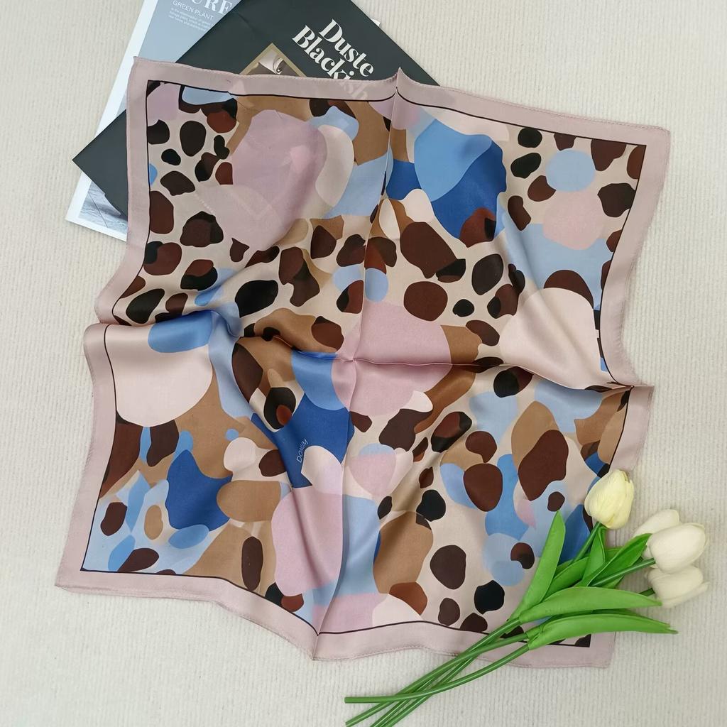 53Cm Pony Pattern Scarf Women Spring And Summer Thin Silk Square Scarf Fashionable And Versatile Bag Packaging Decoration Scarfs