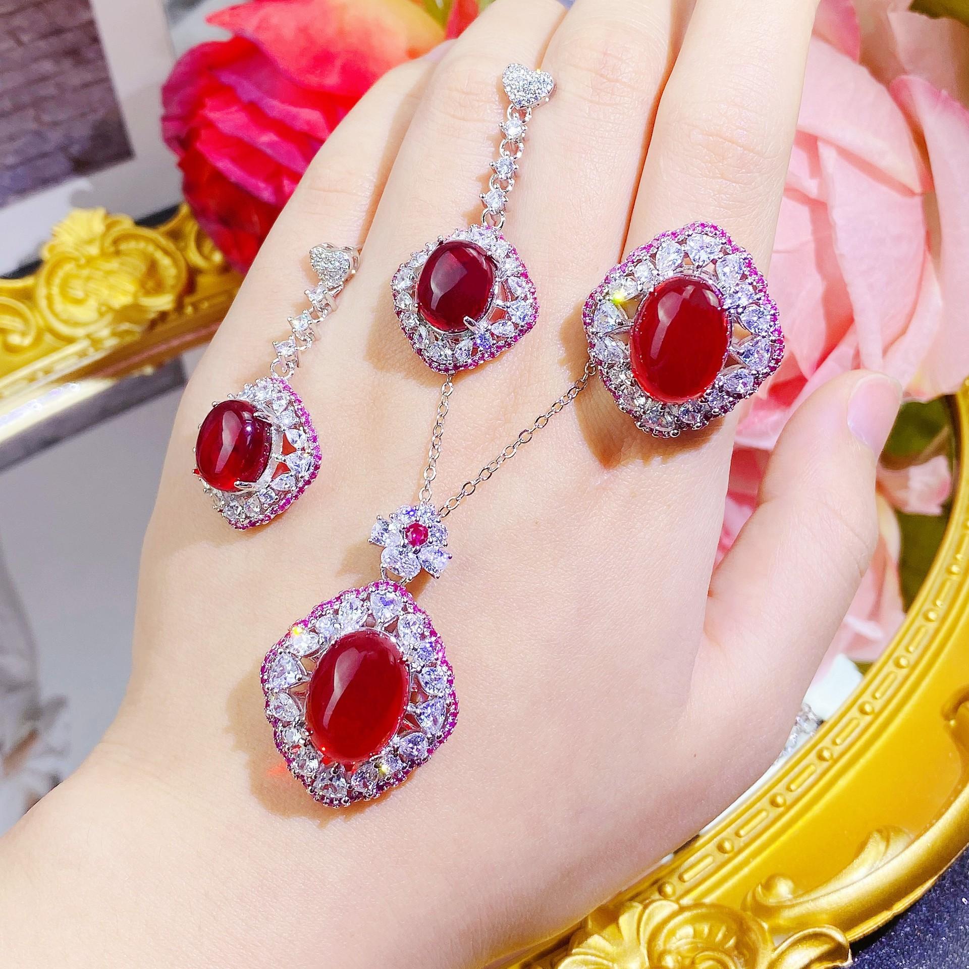 

Подвеска из стерлингового серебра 925 пробы, кольцо, серьги, ожерелье, кулон, комплект из 3 предметов, красный кристалл, круглый циркон, блестящие ювелирные изделия, свадебные аксессуары