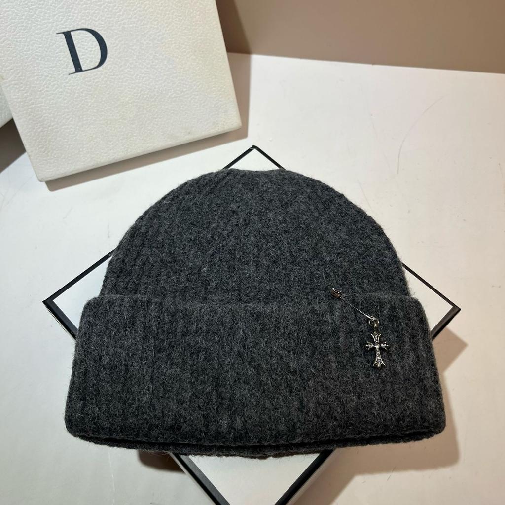 Youth Street Versatile Knitted Hat Cross Pin Personality Men'S And Women'S Warm Wool Hat Trend