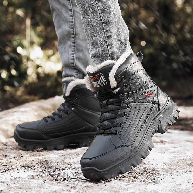 Northeast Herre Svarte Vanntette Sklisikre Høye Snøstøvler - Kuldebestandige, Slitesterke, Fløyelsforede, Bomullssko med Tykk Såle