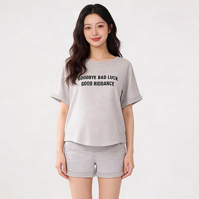 Comfortable Trendy Maternity Two-Piece Set: Summer Short Sleeve Top & Loose Shorts L серый