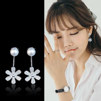 Daisy Rear Hanging Flower Freshwater Pearl Stud Earrings for Women New Products