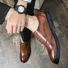 2025 Classic Brand Retro Brogue Shoes Versatile Casual Men's Business Dress Shoes Lace Up Men's Driving Shoes Thick Sole