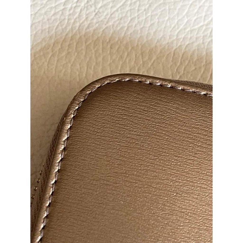 Used Excellent condition  Ferragamo long wallet, round zip, Gancini, leather, gold hardware