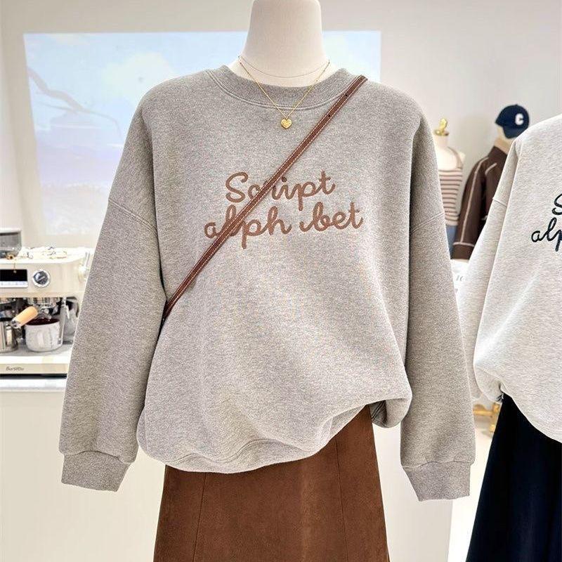 Women's Gray Fleece-Lined Retro Sweatshirt - Cozy, Loose, Versatile Pullover for Autumn and Winter