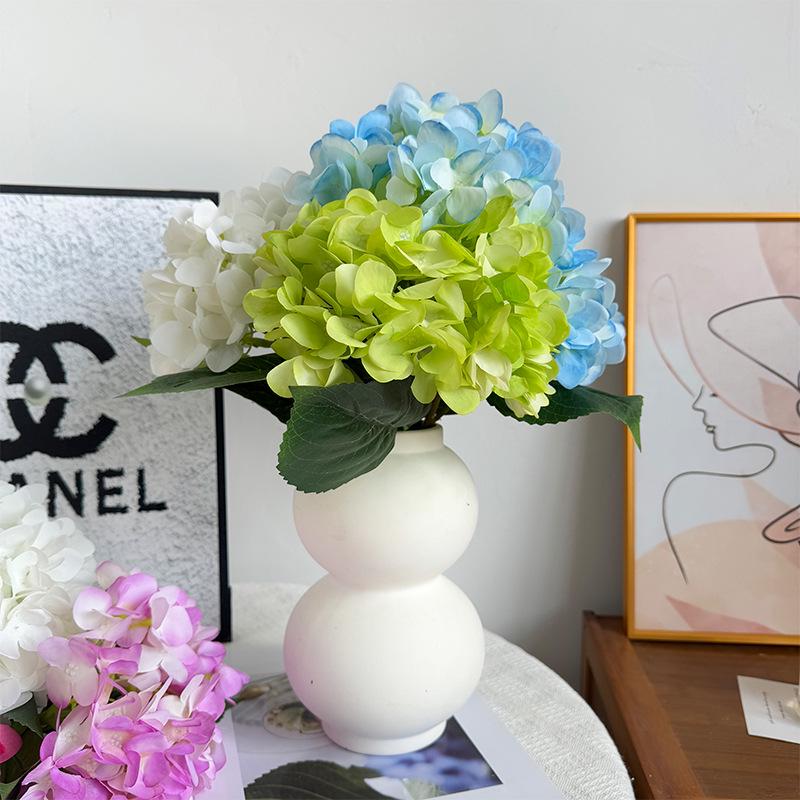 Hydrangea Artificial Flower Ornament for Living Room and Dining Table Decoration