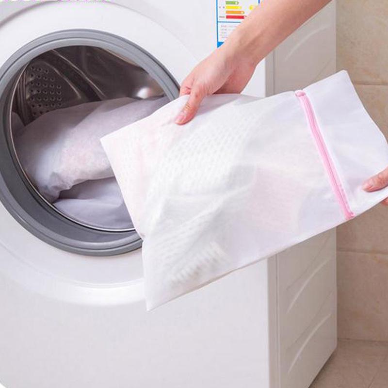 Q105 White Thickened Fine Mesh Laundry Bag for Clothes and Bra Protection in Washing Machines