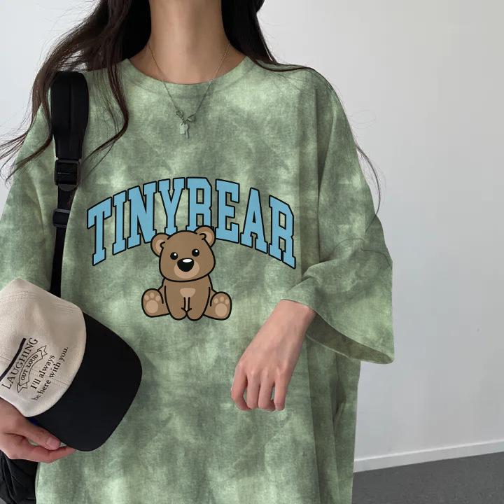 

Женское платье-футболка в корейском стиле тай-дай - Лето 2024, с короткими рукавами, свободного кроя, средней длины, с повседневным принтом. Large зелёный