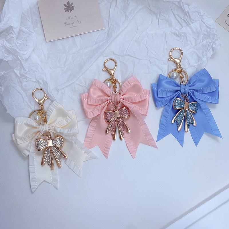Women's Elegant Bow Bag Charm - Cute & Stylish Key Fob for Daily Use