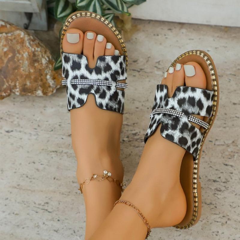 Women's Leopard Print Flat Bottom Slippers Summer One Strap Slip On Comfortable Casual Sandals Large Size