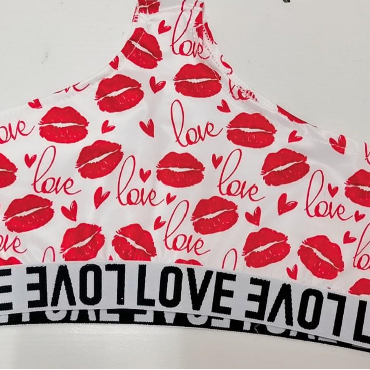 En Stock 2024 Pantalones Cortos Ultra Cortos para Mujer Estampado de Corazón, Se Pueden Usar Afuera, Diseño Tentador