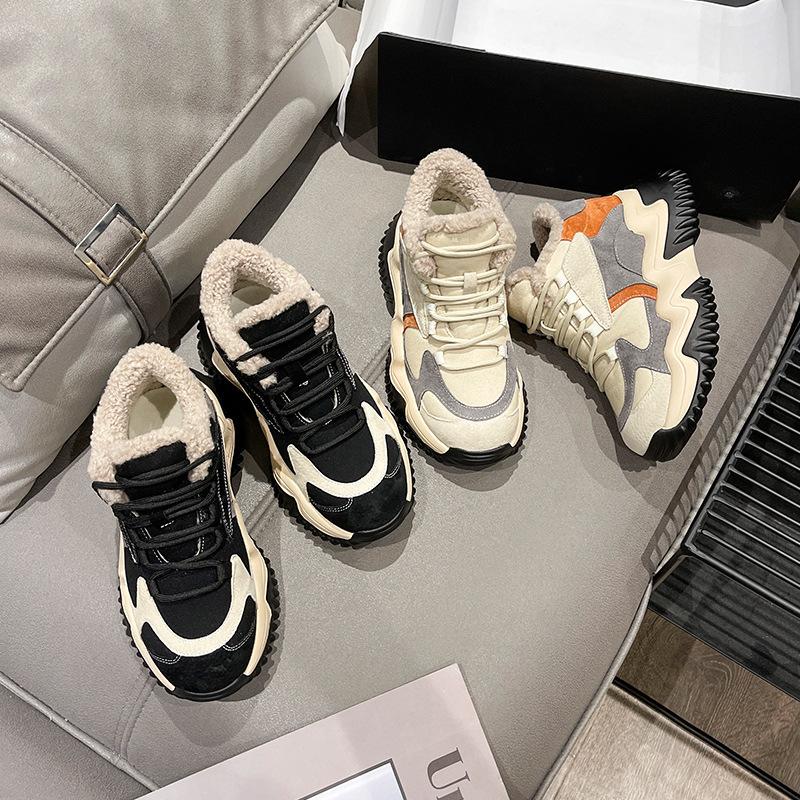 Matná kožená sněhová obuv zimní nová sametová velká bavlněná dámská obuv ležérní krátké boty silná podrážka zvyšující sportovní boty pro tátu