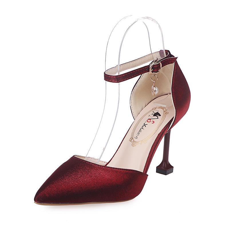 

Замшевые туфли-лодочки на высоком каблуке, летние, новые, темпераментные, с мелким вырезом, с ремешком на одной пряжке, модные женские туфли-стилеты, одинарные туфли, тренд 34 красный