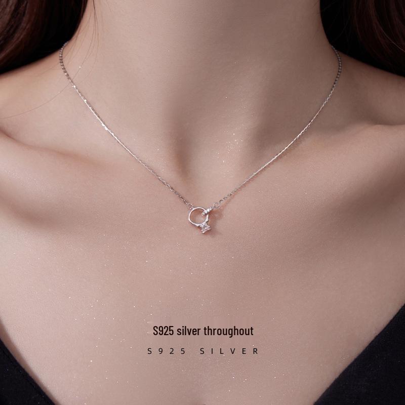 Banyan Tree S925 Silver Mobius Pendant Necklace - Light Luxury, Niche Ins Cold Style Clavicle Chain