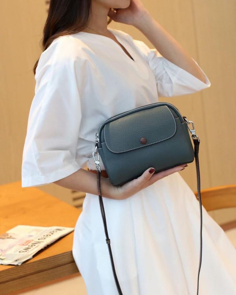 Summer Trendy New Mobile Phone Bag, Stylish and Versatile, Made of Top-grain Cowhide, Shoulder Bag/crossbody Bag.