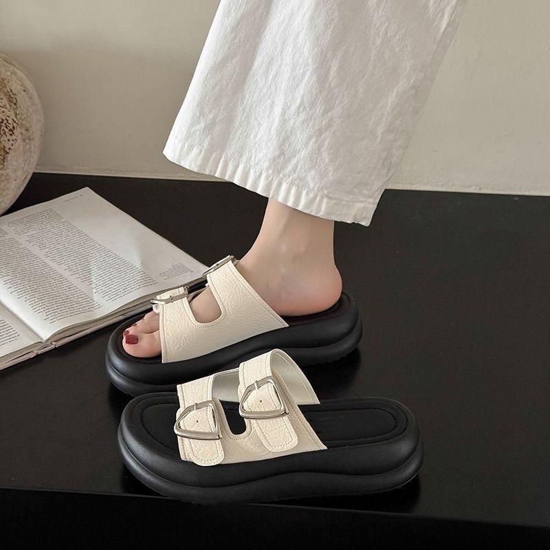 New casual maternity cool slippers are beautiful and versatile with skirts, summer wear one-word flat slippers women