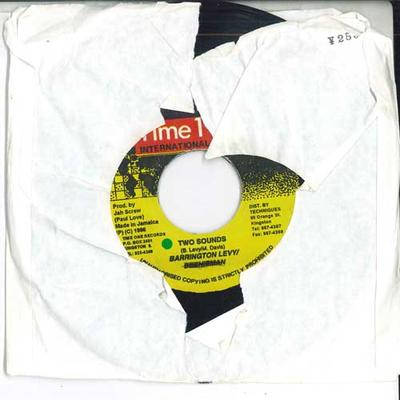 7inch Record BARRINGTON LEVY - Two Sounds NONE TIME 1 INTERNAT Jamaica Reggae, Ska & Dub Used