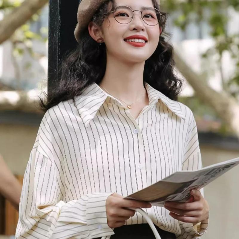 Stripe Women White Shirts Korean Elegant Loose Long Sleeve Female Blouse Autumn New Turn Down Collar Office Ladies Casual Tops