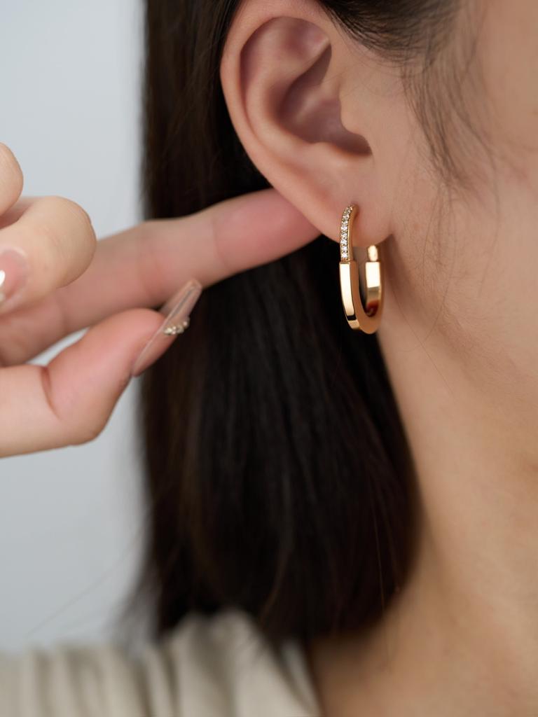 Boucles d'oreilles forme cadenas clous d'oreilles avec diamants bijoux de haute qualité cadeaux pour le port quotidien, hommes et femmes ne sont pas limités à fait main