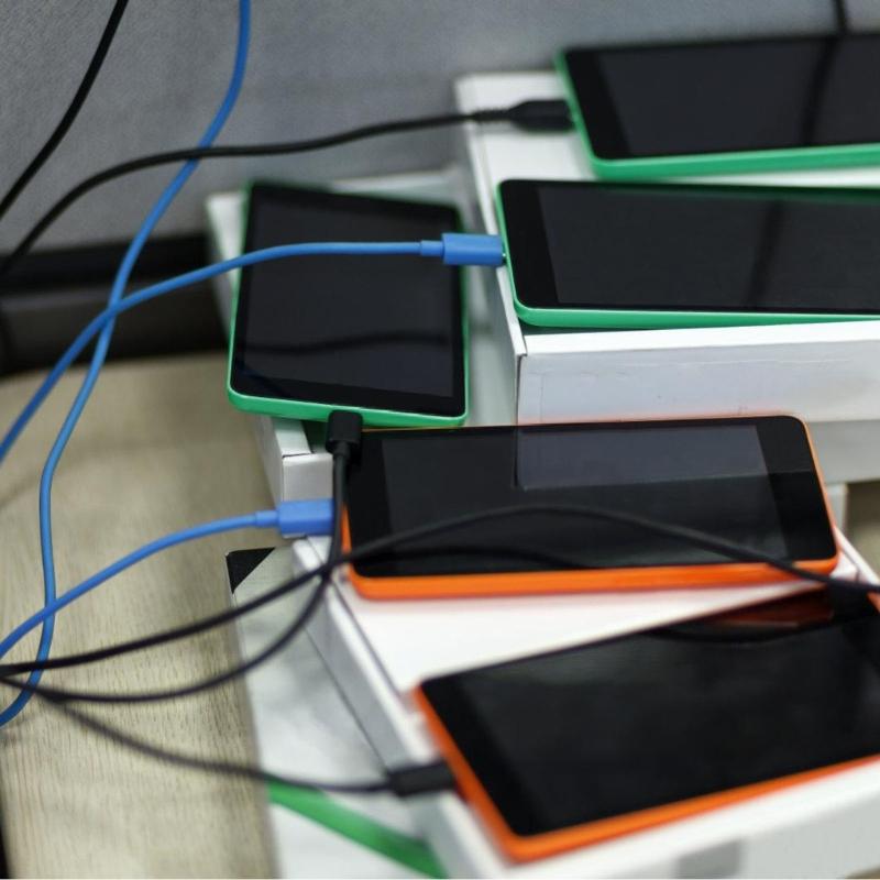 European Plugs USB C Fast Charger 20W Builts In LED Charging Status Light Portable Design For Multiple Devices Use