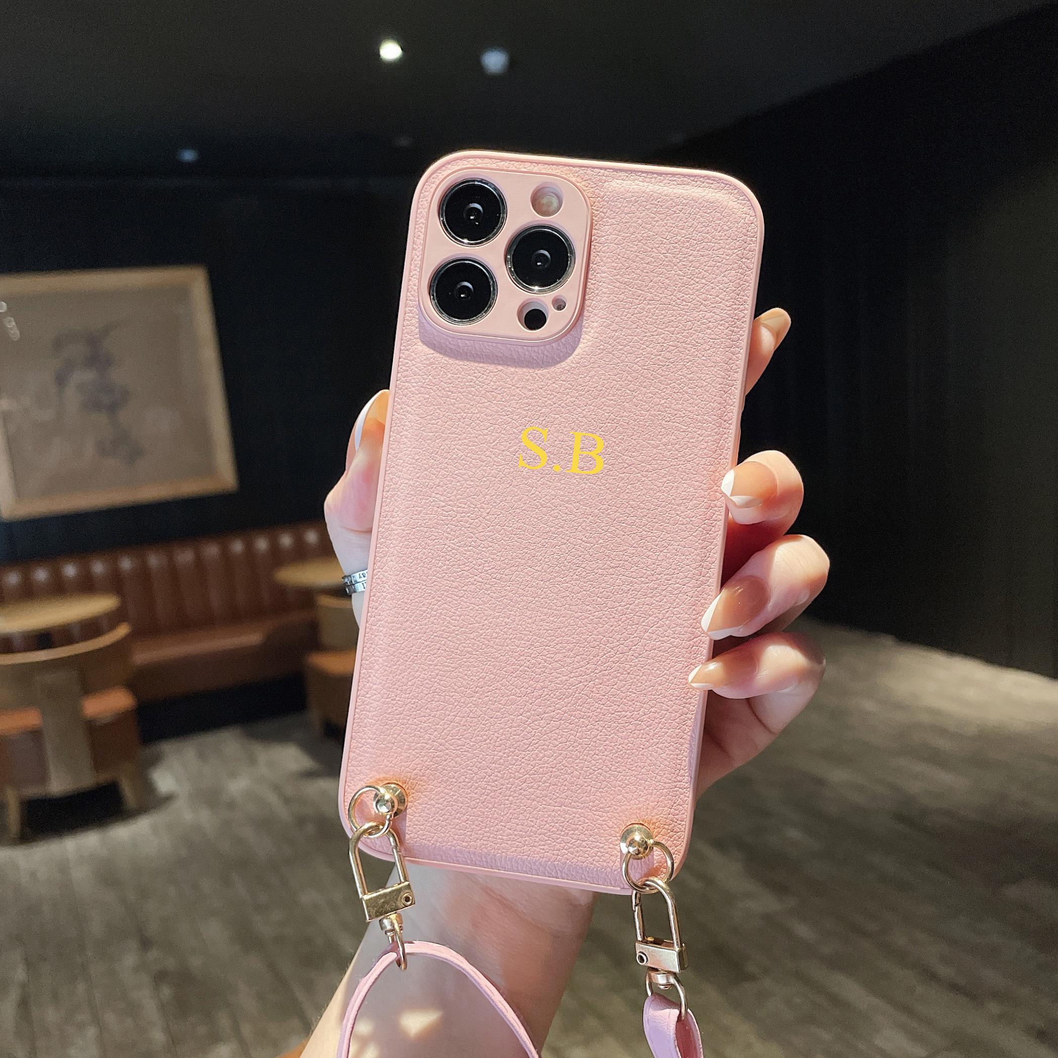 

Korea Personalized Letters Crossbody Rope Phone Case For iPhone 15 14 13 Pro Max 12 11 X XS XR 7 8 Plus SE PU Leather Soft Cover For iPhone 15Plus рожевий