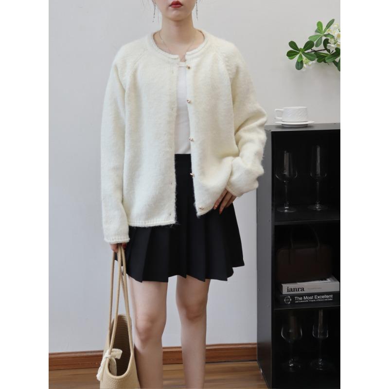 Loose and Gentle Wind Soft Waxy Knitted Cardigan Autumn and Winter New Love Buckle Temperament Sweater Jacket Women