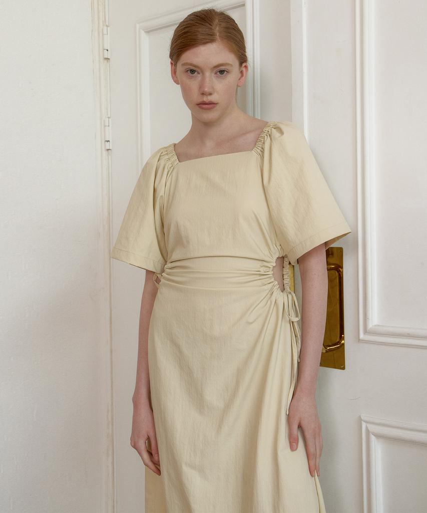 Nevel Everywear Volume Shirring Dress_Butter Beige