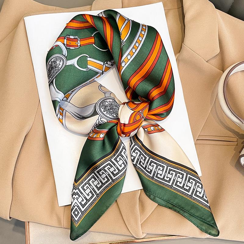 Chain 70*70Cm Square Scarf For Women Fashion Decoration Flight Attendant Bandana Printed Headband Holiday Headband Shawl